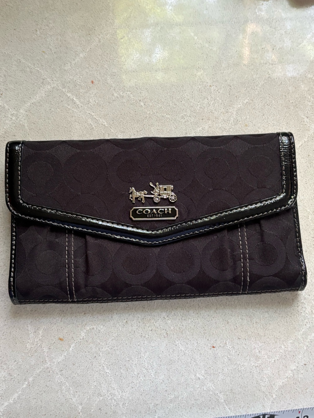 COACH Madison Op Art Pleated Slim Envelope Wallet Black Lilac Luxury Classic